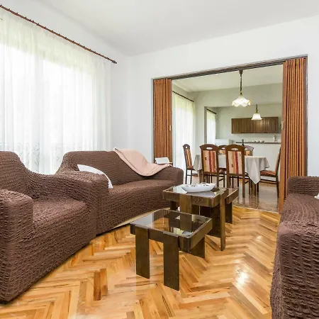 Apartament Elena Vinež